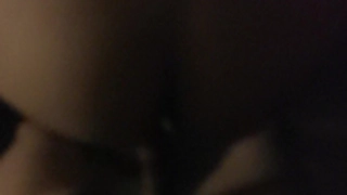 欧美日韩人妻激情-第一次与男友以外的男人在行使中车震!