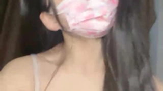 娇妻 雪白 呻吟-美女学生妹子是男友的乖母狗，戴着狗炼项圈乖乖让男友无套抽插~