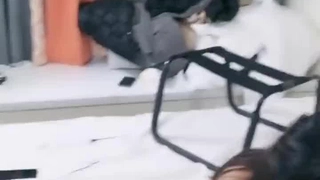 欧美日韩人妻激情-第一次与男友以外的男人在行使中车震!
