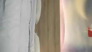 娇妻 雪白 呻吟-美女学生妹子是男友的乖母狗，戴着狗炼项圈乖乖让男友无套抽插~