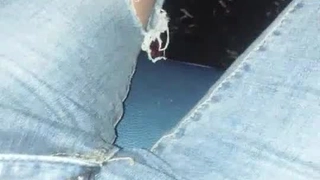 欧美日韩人妻激情-第一次与男友以外的男人在行使中车震!